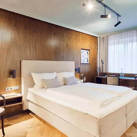 Art Tucholsky Hotel Bochum