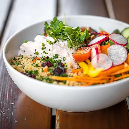 Art Tucholsky ホテル ボーフム