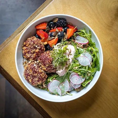 Art Tucholsky 3* بوخوم