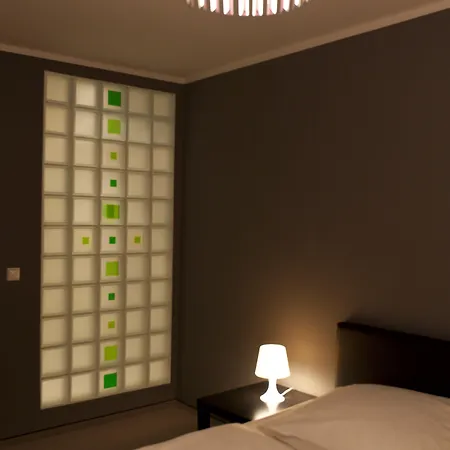 Art Tucholsky Otel