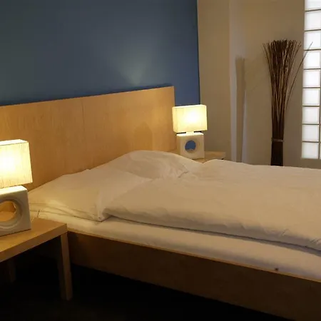 Art Tucholsky Otel