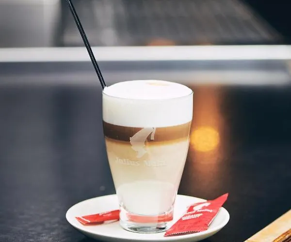 图霍尔斯基酒店