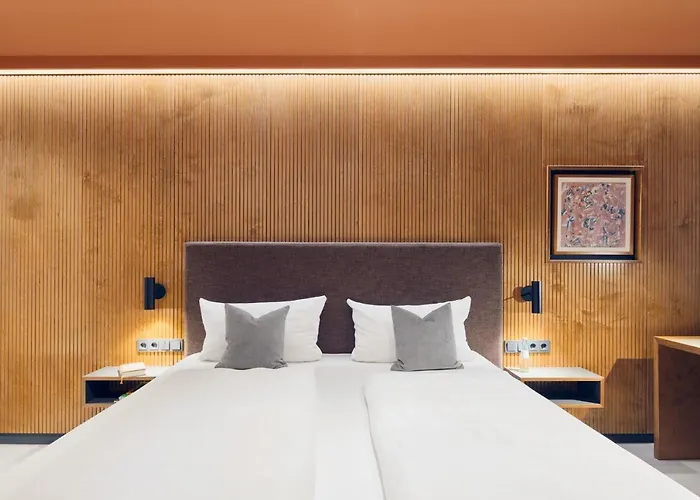 Art Tucholsky Hotel Bochum