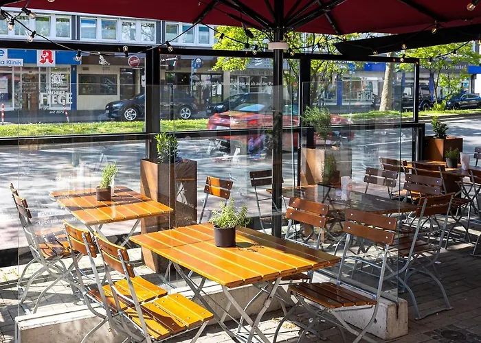 图霍尔斯基酒店 3*