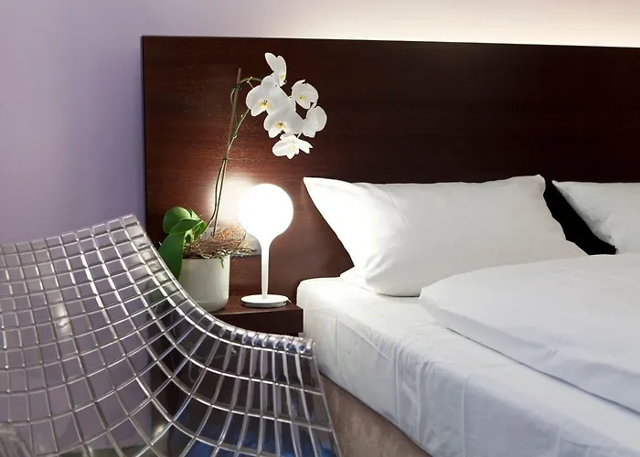 Hotel Art Tucholsky 3*