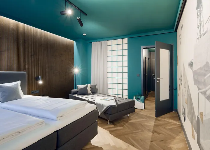 图霍尔斯基酒店