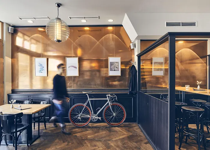 图霍尔斯基酒店