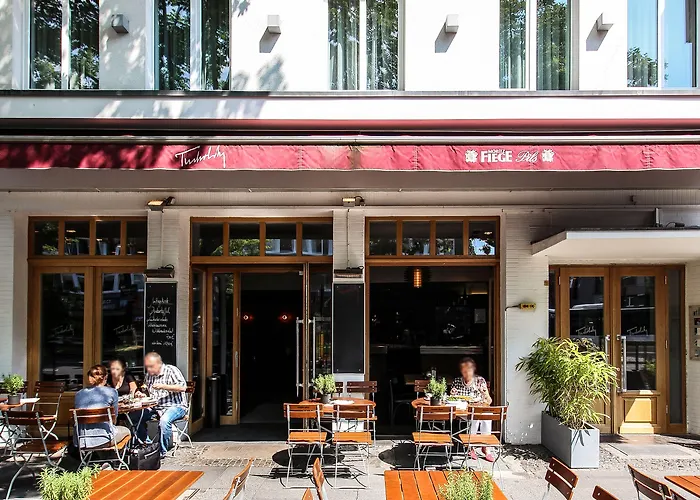 Hotel Art Tucholsky 3*